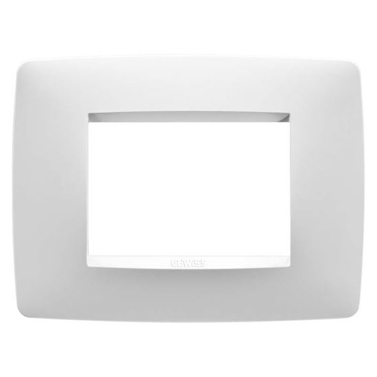 Immagine di PLACCA GEWISS, ONE, PER SCATOLA RETTANGOLARE, 3 MODULI, COLORE BIANCO LATTE