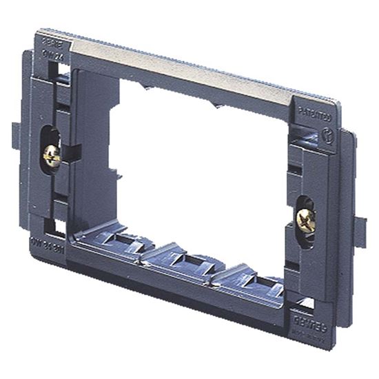 Immagine di SUPPORTO GEWISS, PER PLACCHE, TOP SYSTEM, VIRNA, CLASSIC, SYSTEM, 3 POSTI